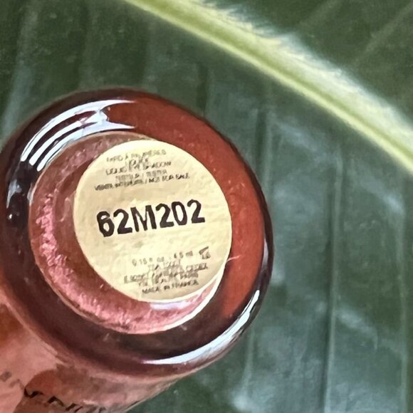 Yves Saint Laurent  YSL Full Metal Shadow  Metallic Shine Shade: 5 Steamy Coral - Picture 4 of 7